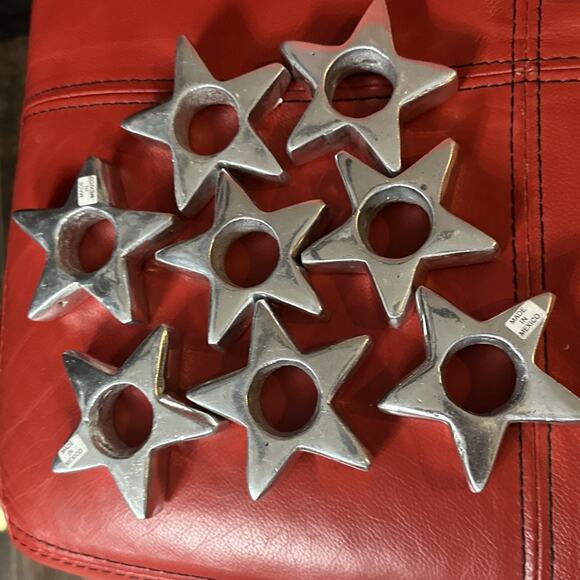 Set of 8 Star-Shaped Aluminum Napkin Rings – Made in Mexico - Picture 5 of 5